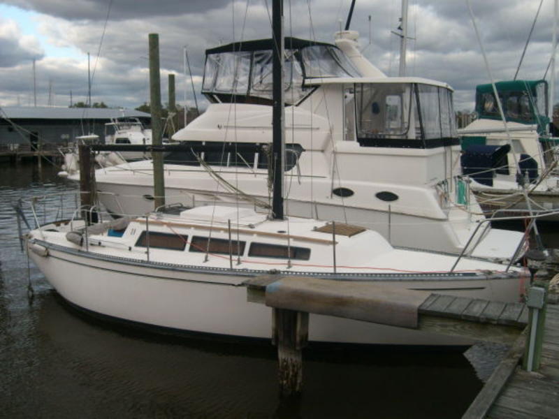 s2 8.5 sailboat