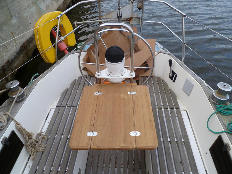 Colvic UFO 34