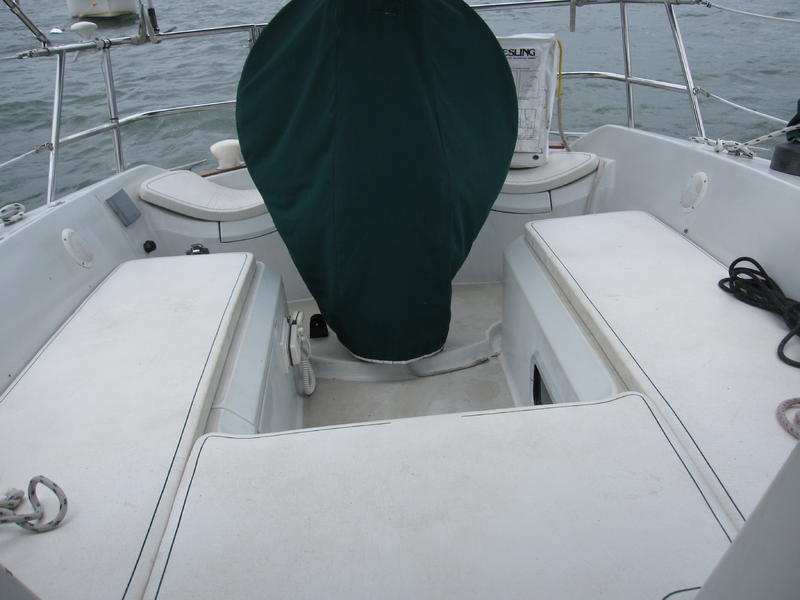 1987 Ericson 34 sailboat for sale in Massachusetts