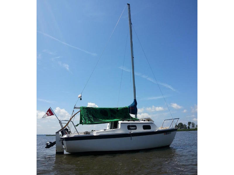 1981 Sovereign 5.0 sailboat for sale in Maryland