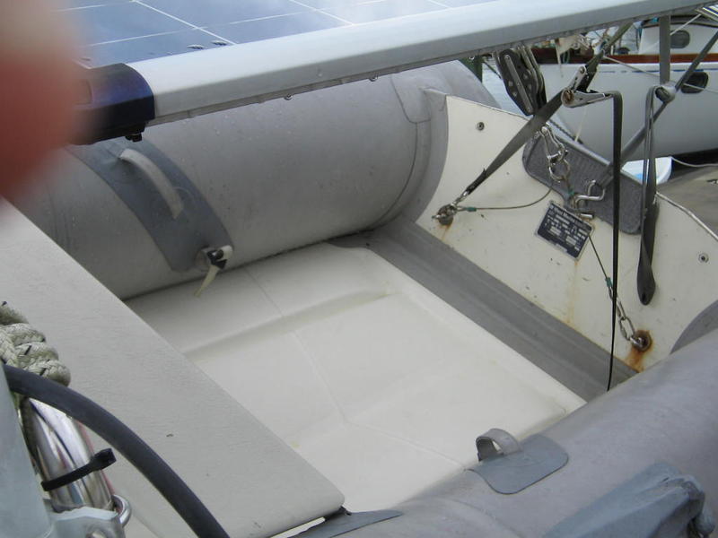 2005 West Marine Hard Bottom Avon located in Florida for sale