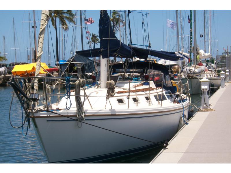 1986 CATALINA sailboat for sale in Hawaii