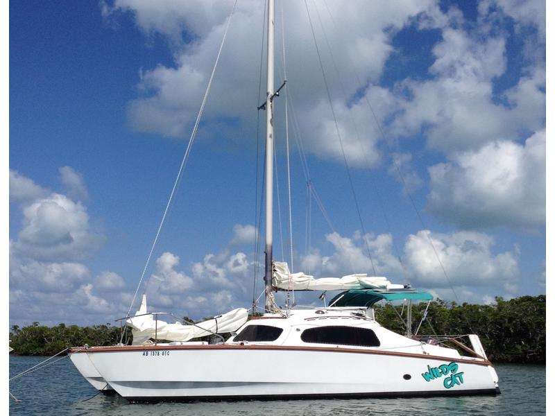 iroquois 30 catamaran review