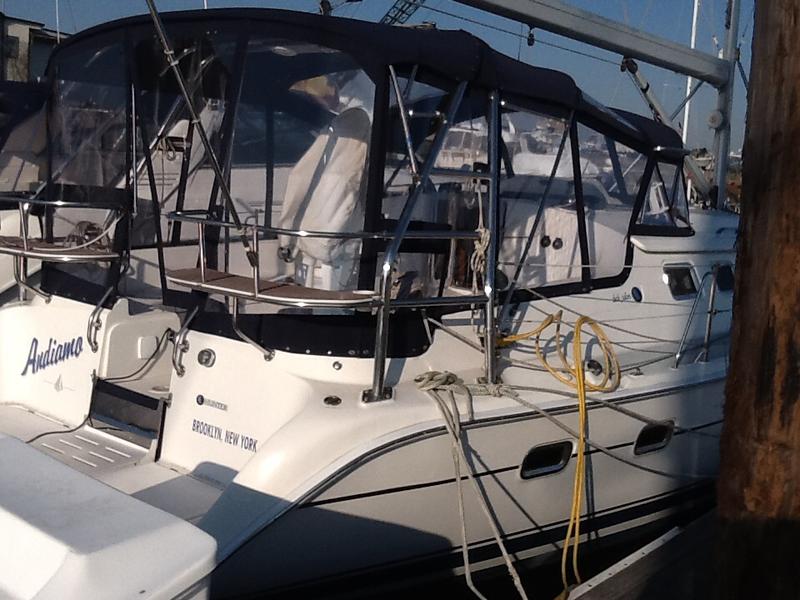 2003 Hunter Marine 426 DS sailboat for sale in New York