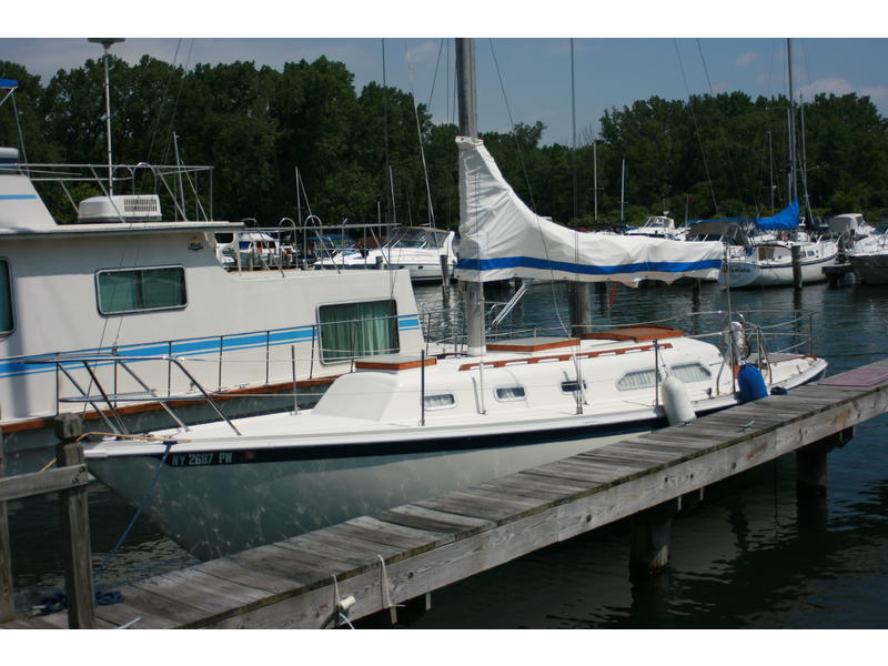 1977 Ericson 32-2 sailboat for sale in New York