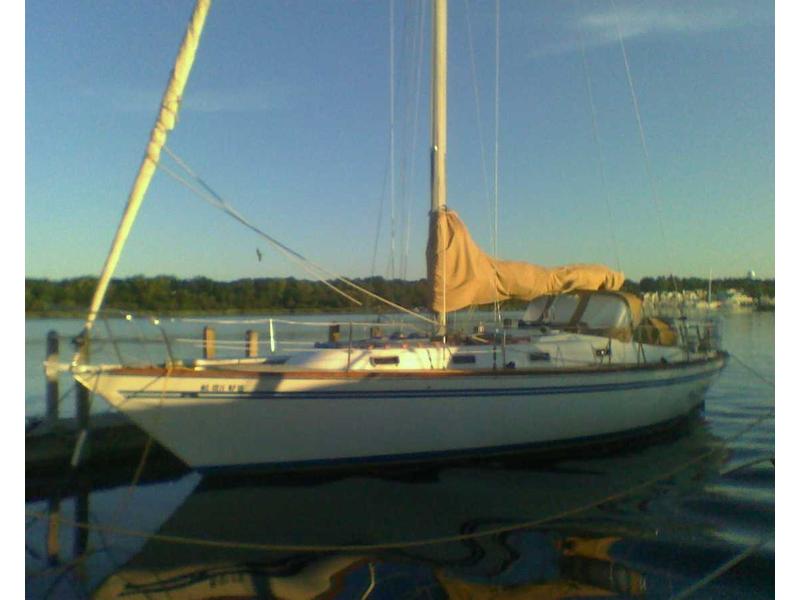 1968 Tartan 37 located in Florida for sale