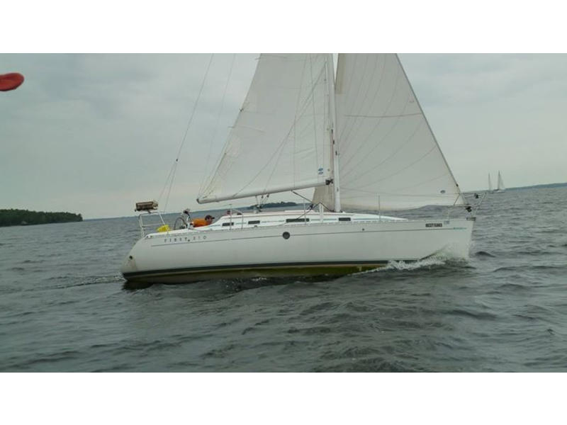 1991 Beneteau First 310 located in New York for sale