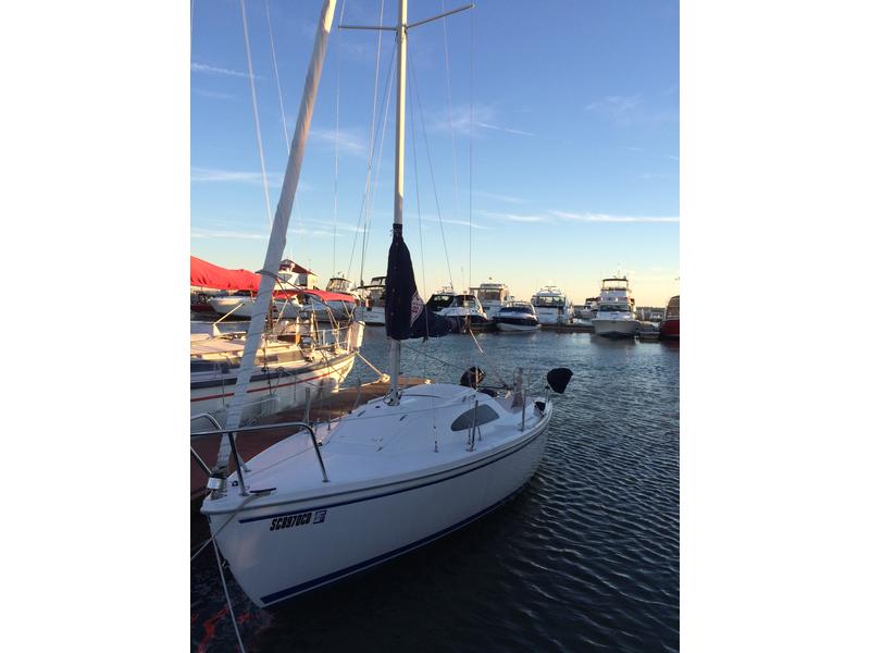 2011 Catalina 22 Sport located in South Carolina for sale