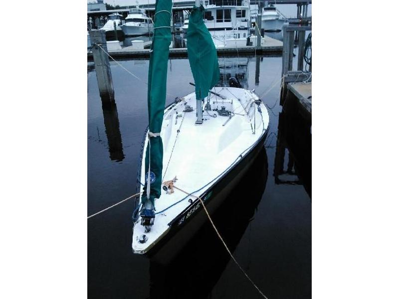 Ontario yachts Sonar 23