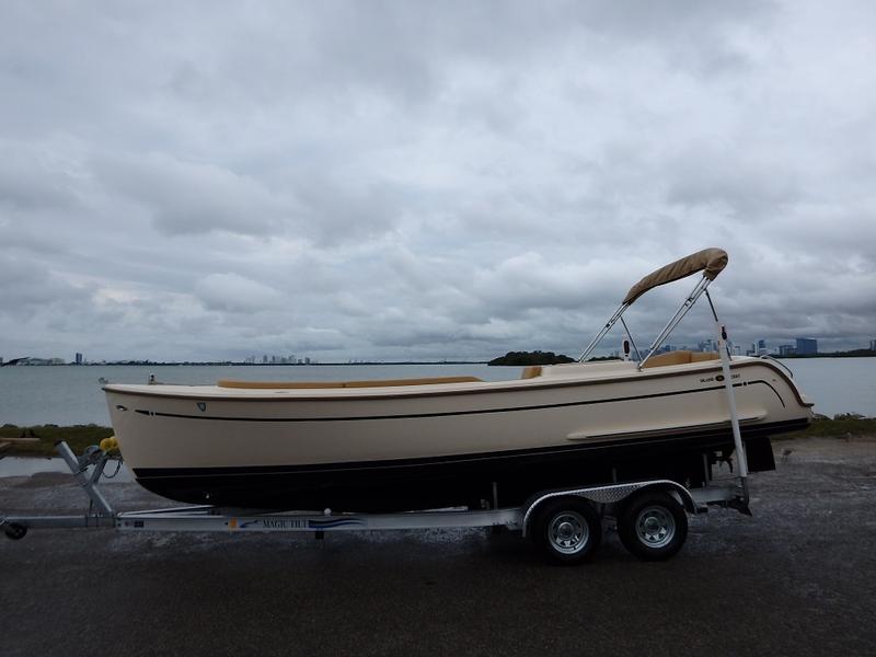 Island Packet Yachts Island Packet L24d Family Launch