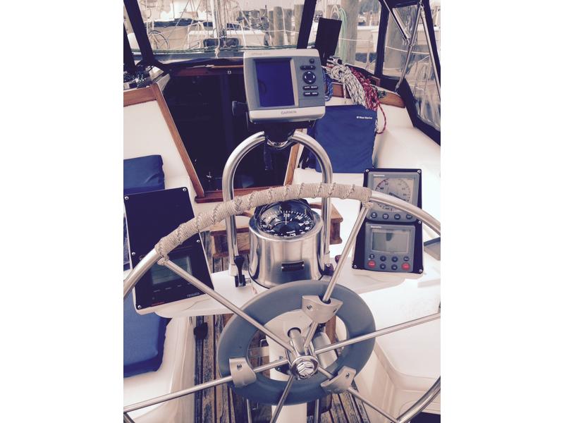 1988 Catalina Standard Rig Sloop sailboat for sale in Michigan