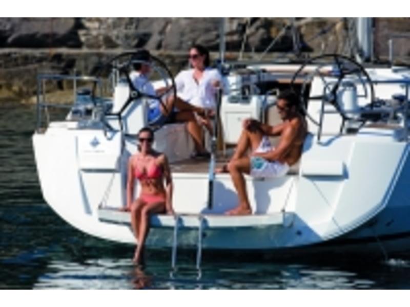 2020 Jeanneau 519 Sun Odyssey sailboat for sale in California