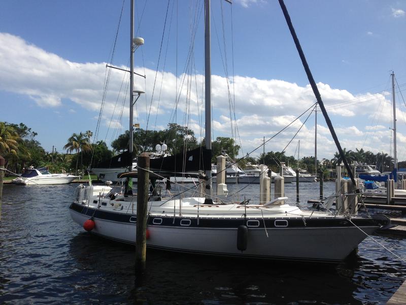 1977 Morgan Out Island 415 located in Florida for sale