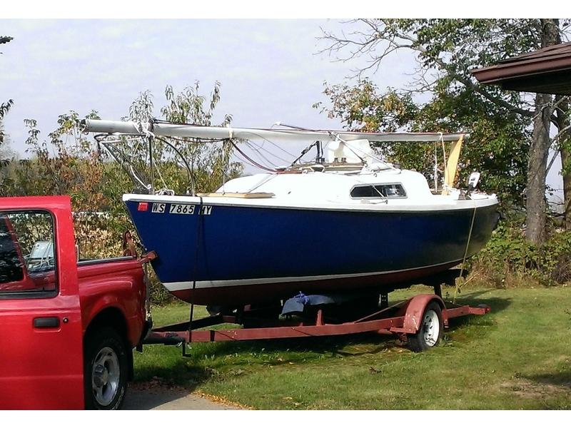 macgregor venture sailboat