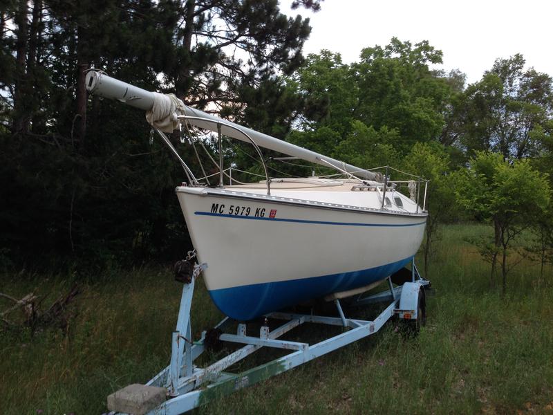 chrysler 22 sandpiper sailboat