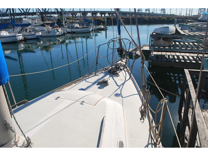 O'DAY Center Cockpit Sloop