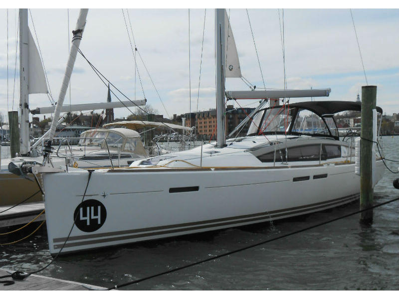 2012 Jeanneau 44DS located in Maryland for sale