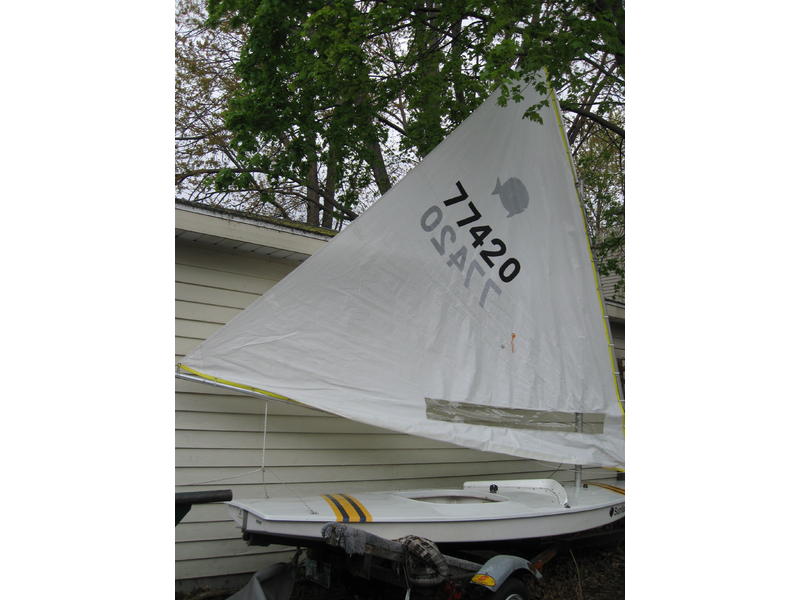 1975 AMF Sunfish located in Illinois for sale