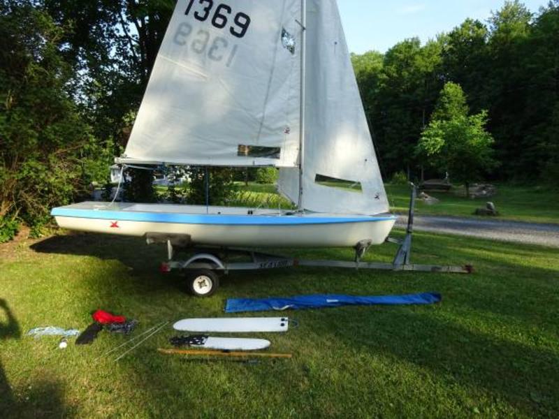 v15 sailboat