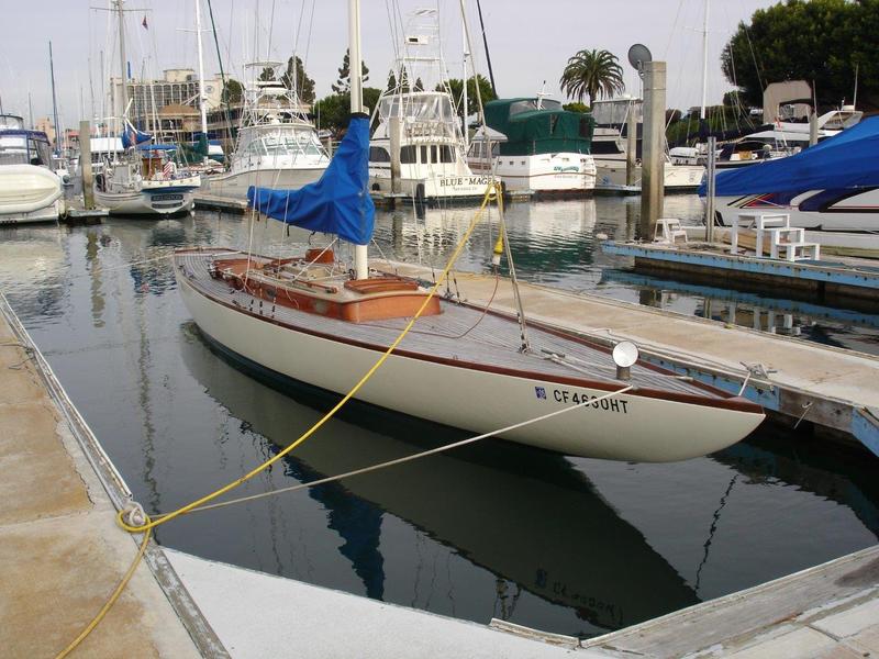 30 square meter sailboat