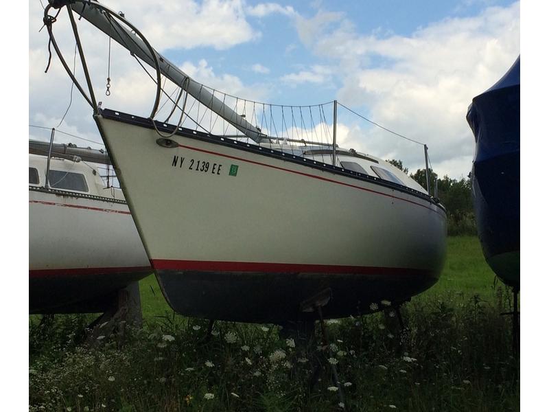 Hunter Marine Hunter 25 sailboat for sale in New York