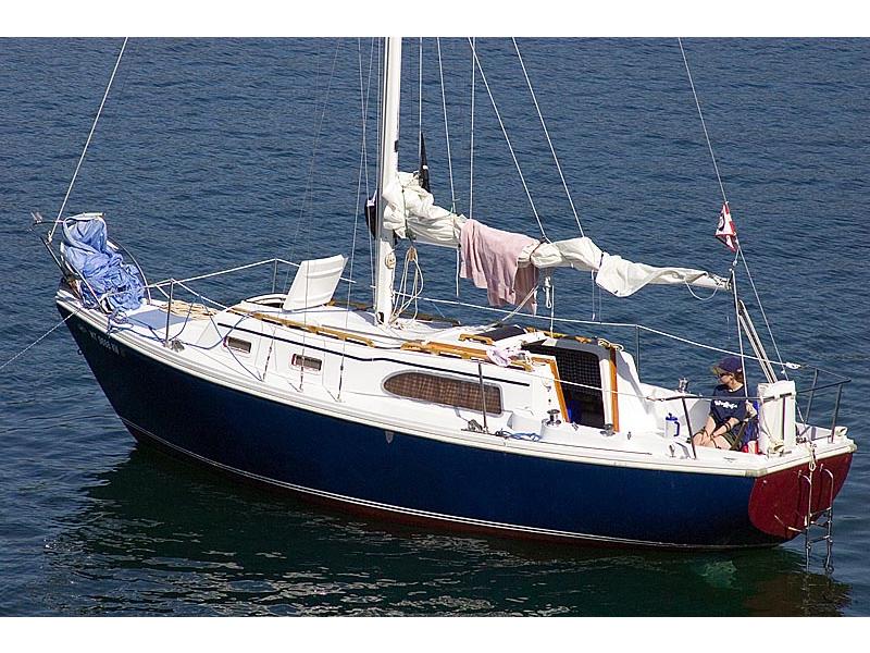 28 foot columbia sailboat