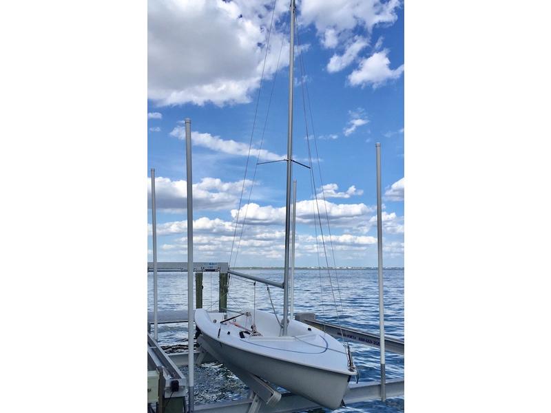 Hunter Marine sailboat for sale in Florida