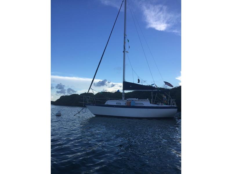 1981 Hughes - Columbia 27. 8.3 m sailboat for sale in Florida