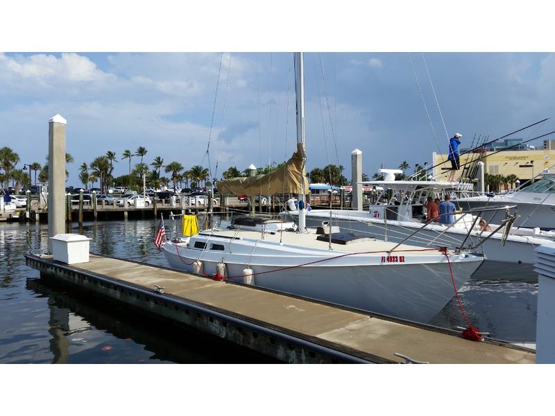 1976 Capital Yachts Newport 27' sailboat for sale in Florida