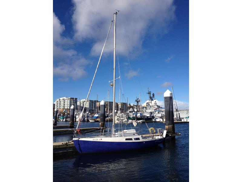 1965 Continental Plastics Corp Lapworth Gladiator 24 sailboat for sale