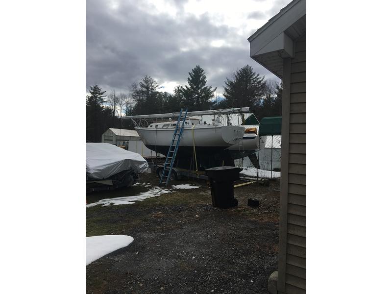 1972 Ericson 29 located in New York for sale