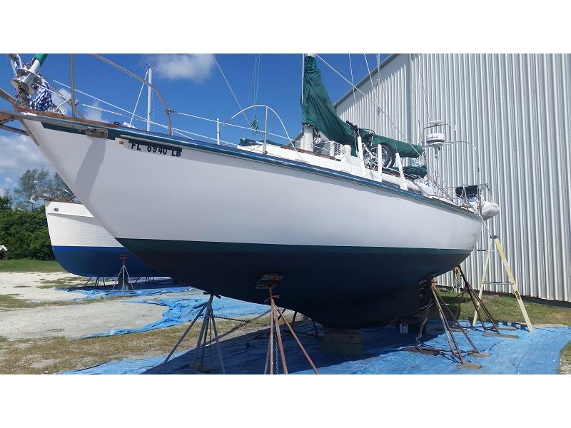 1969 Pearson 35 located in Florida for sale