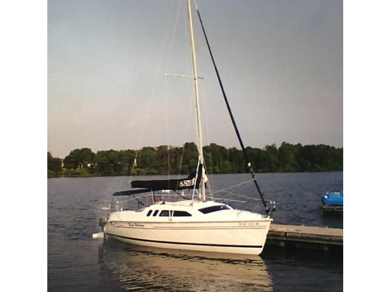 1999 Hunter 240 located in New Jersey for sale