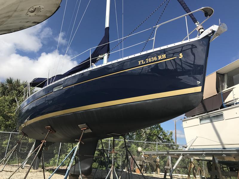 2000 Beneteau 311 located in Florida for sale
