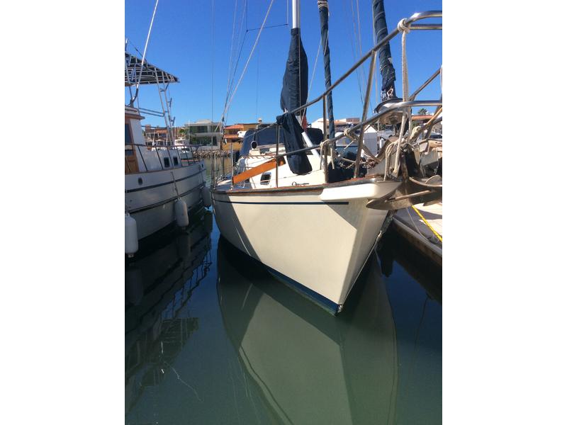 1990 Island Packet IP-32 sailboat for sale in Outside United States
