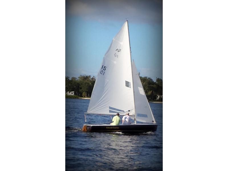 19' flying scot sailboat