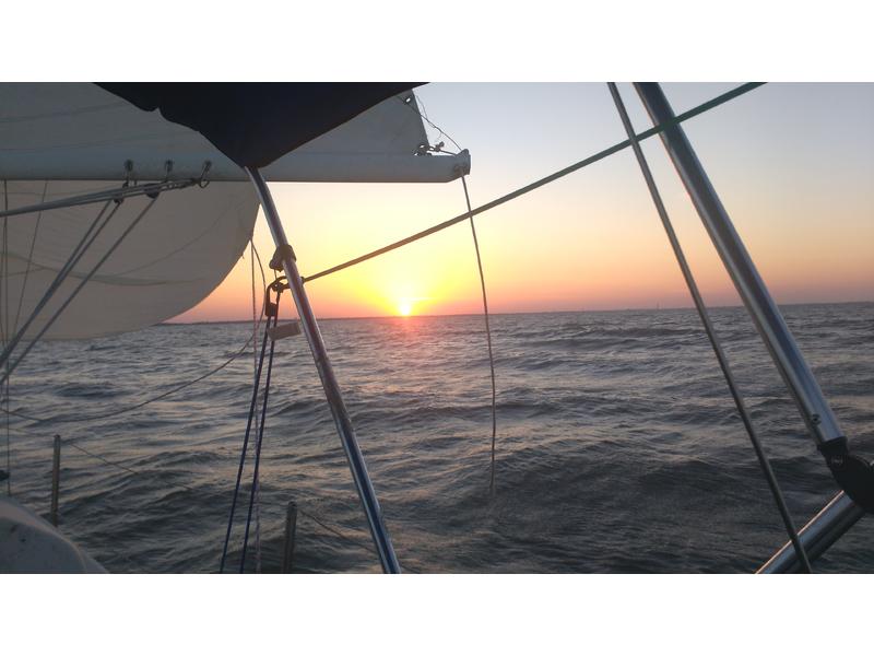Hunter 27 E