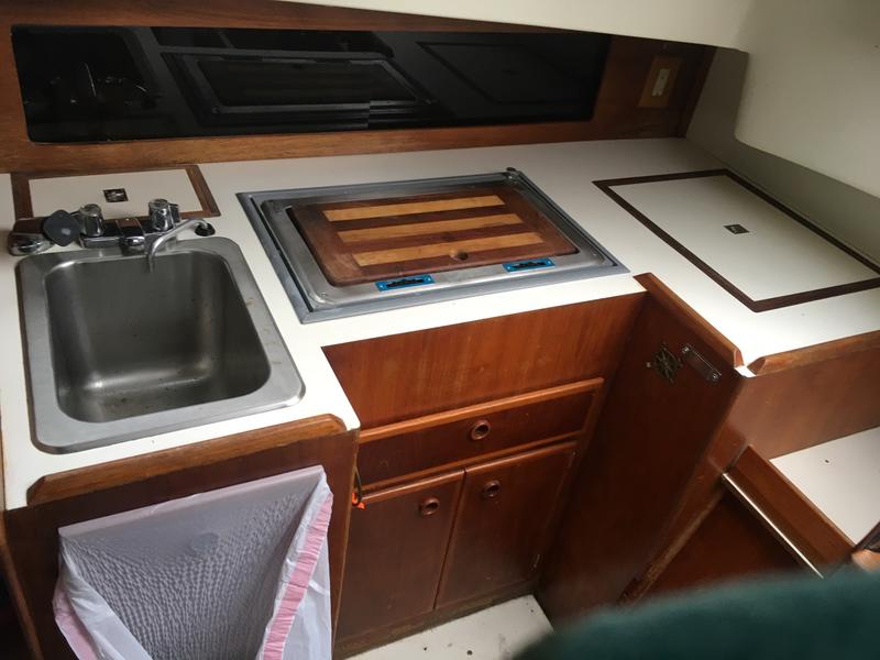 1982 Pearson 32 sailboat for sale in Wisconsin