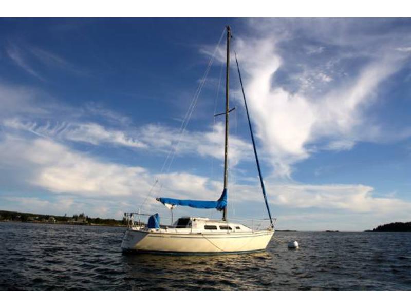 1985 Wellcraft Starwind located in Maine for sale