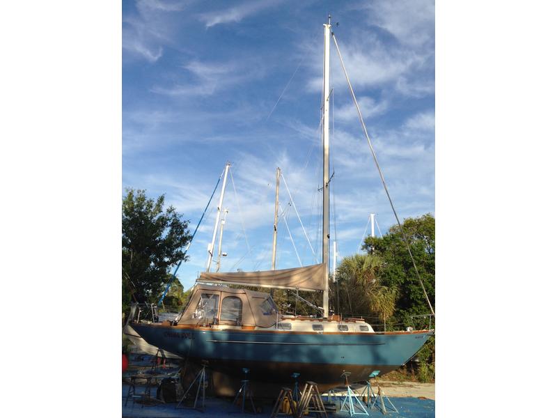 C&C Frigate 36