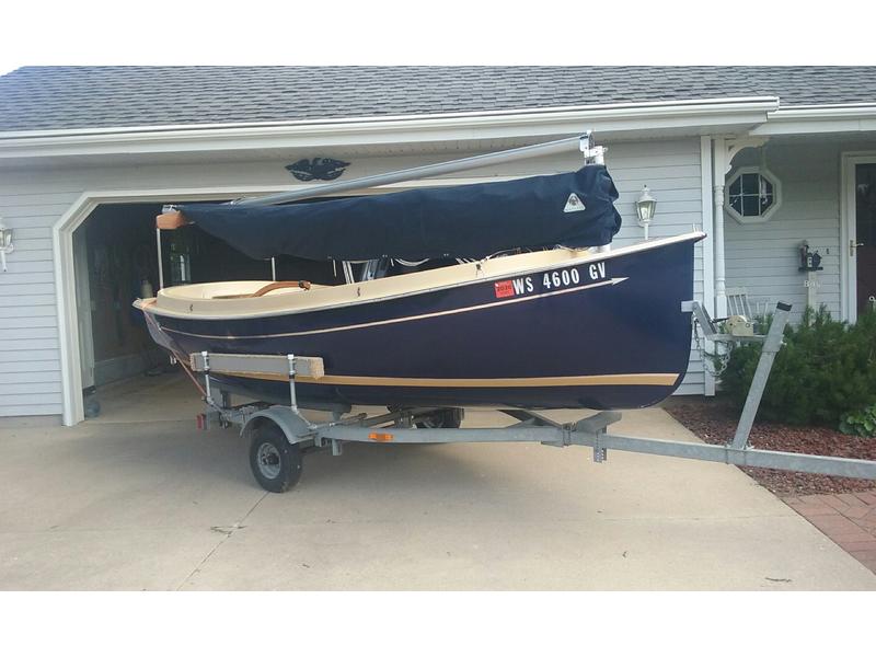 2001 Com-Pac Picnic Cat sailboat for sale in Wisconsin