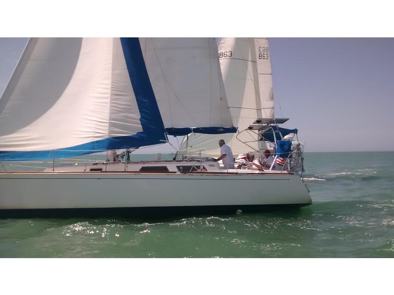 1987 Sabre 34 MK II located in Florida for sale