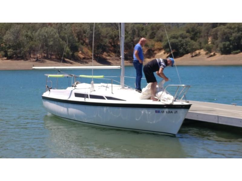 1993 MacGregor Classic located in California for sale