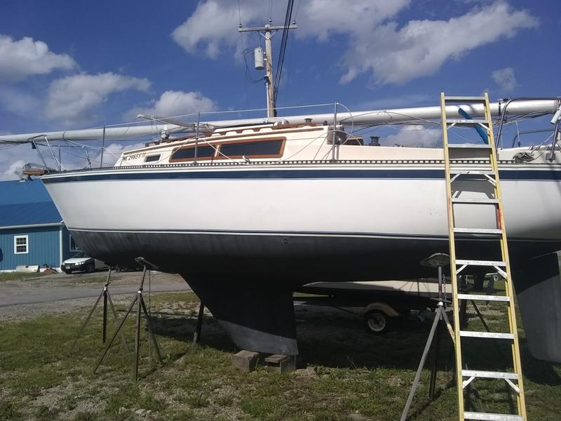 mariner 28 sailboat specs