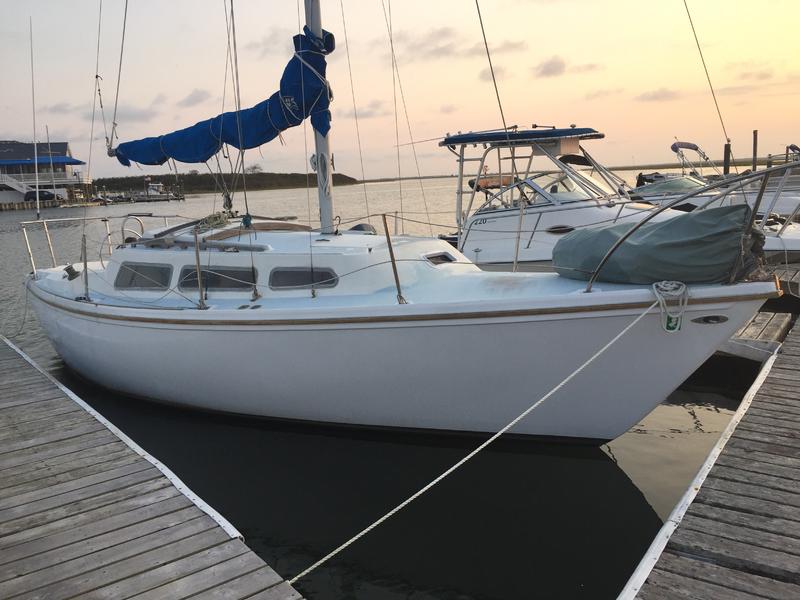 1977 catalina 27 sailboat