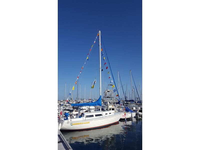 1982 Islander Bahama located in California for sale