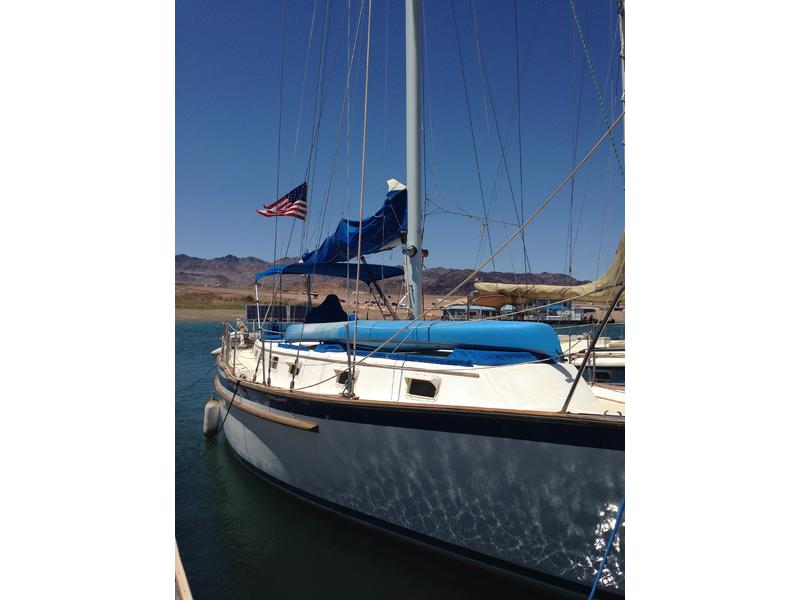 1984 Endeavour Center Cockpit sailboat for sale in Nevada