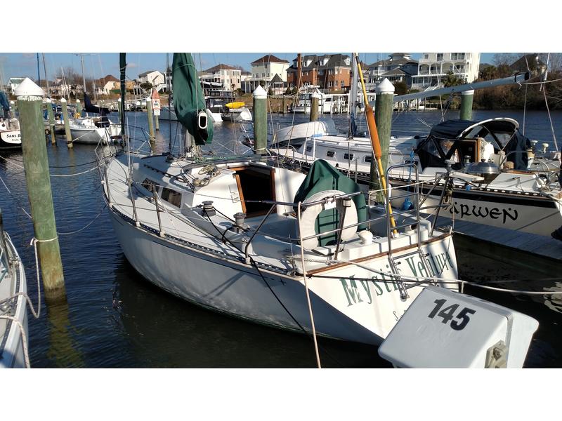 1982 C & C Centerboard sailboat for sale in Florida