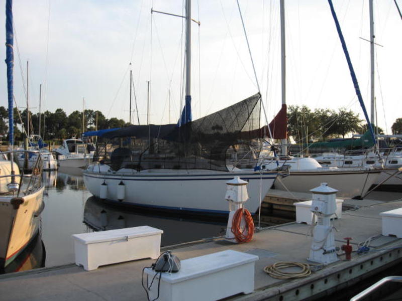 1984 Hunter 31 located in Florida for sale