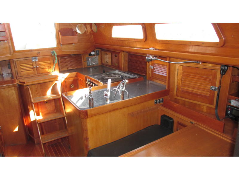 Able Morris Yachts Able 34